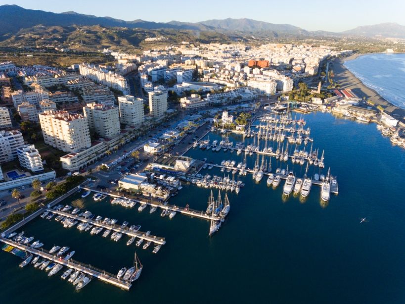 La Junta licita la explotación del Puerto de Estepona por 10 millones