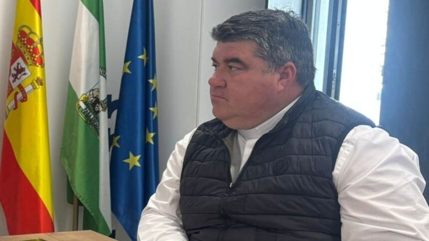 Muere en un accidente de tráfico en Mijas el sacerdote de Coín, a los 54 años