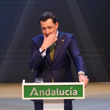 Juanma Moreno inicia la campaña electoral con un discurso llamando a los sentimientos en el 28-F Juanma Moreno inicia la campaña electoral con un discurso llamando a los sentimientos en el 28-F