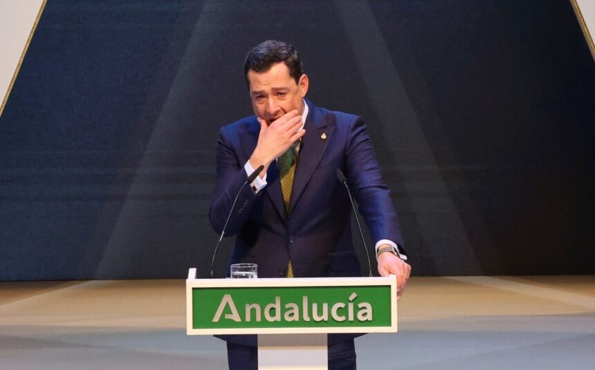 Juanma Moreno inicia la campaña electoral con un discurso llamando a los sentimientos en el 28-F