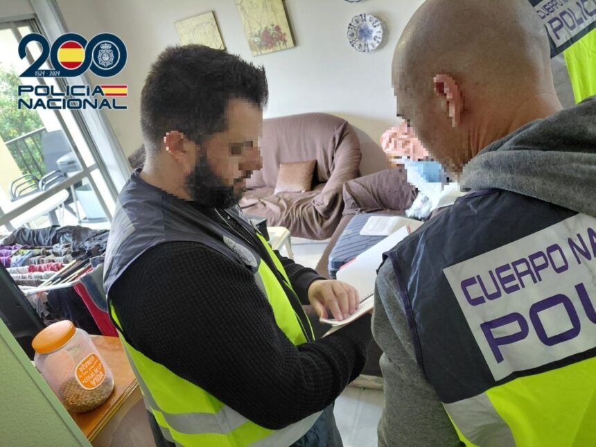 El auge del cibercrimen: más de 50 denuncias diarias en Málaga: desde 'cripto-secuestradores' a falsos inversores El auge del cibercrimen: más de 50 denuncias diarias en Málaga: desde ‘cripto-secuestradores’ a falsos inversores