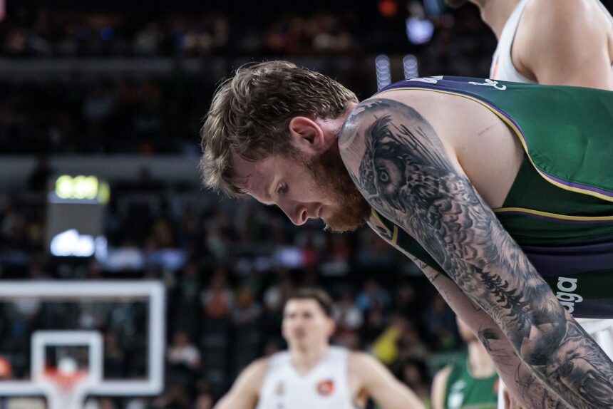 Real Madrid-Unicaja: Un doloroso aquelarre (100-70)