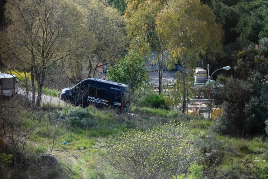 Policías desplazados desde Madrid y agentes de subsuelo buscan a Alejandro en Ronda