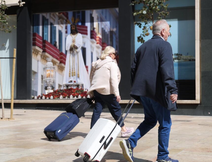 El corte del AVE ya reduce cinco puntos la ocupación hotelera de la Semana Santa en Málaga