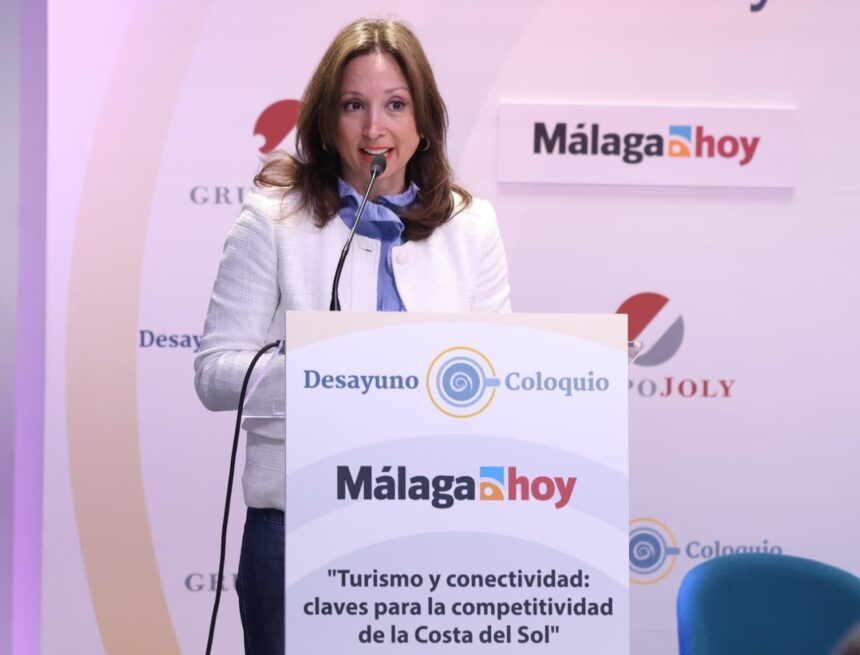 Patricia Navarro sobre el corte del AVE: "Málaga no se merece el trato que está recibiendo del Gobierno" Patricia Navarro sobre el corte del AVE: «Málaga no se merece el trato que está recibiendo del Gobierno»