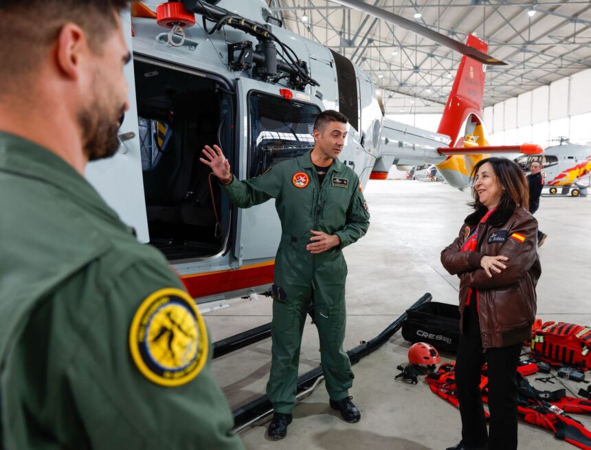 EEUU retira aviones de Rota y Morón tras vetar el Gobierno el uso de las bases EEUU retira aviones de Rota y Morón tras vetar el Gobierno el uso de las bases