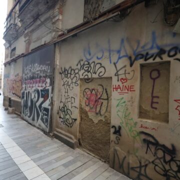 Compran el edificio ‘abandonado’ de calle Beatas por 3,4 millones para hacer apartamentos turísticos