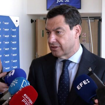 Moreno advierte del impacto económico de los aranceles de Trump en Andalucía: «Veo a España aislada»