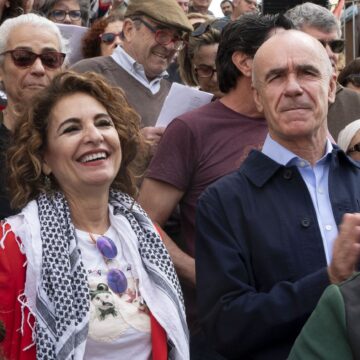Montero atribuye el adelanto electoral a que «Moreno teme el repunte del PSOE»