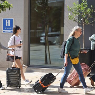 El corte del AVE hace que el ‘verano del empleo’ llegue más tarde a Málaga