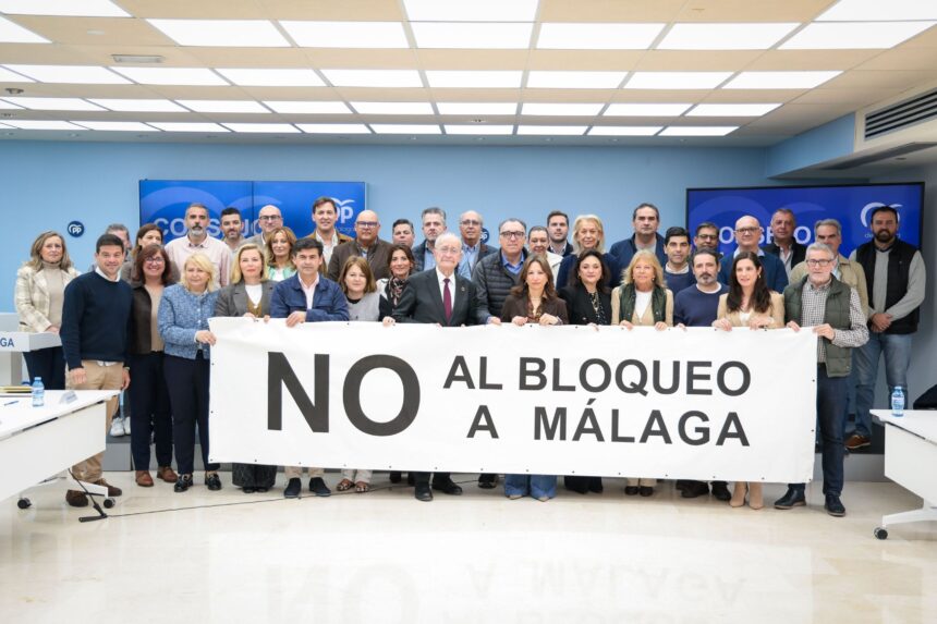 Los alcaldes del PP de Málaga exigen más inversión ferroviaria y la recuperación urgente del AVE con Madrid