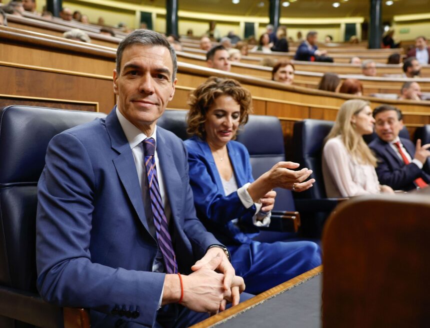 Pedro Sánchez deberá remodelar su Gobierno con urgencia ante la salida de su vicepresidenta Pedro Sánchez deberá remodelar su Gobierno con urgencia ante la salida de su vicepresidenta