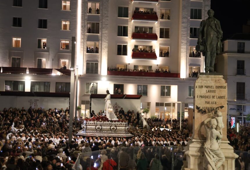 Lunes Santo en Málaga, en directo: devoción cautiva y todas las cofradías en la calle