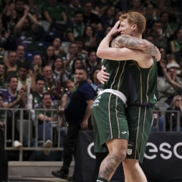 Unicaja-Casademont Zaragoza: Perry sonríe, el Unicaja baila (112-89)