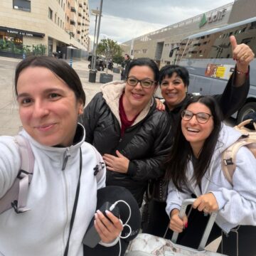 Las hermanas atrapadas en Abu Dhabi han vuelto a casa: «Temimos por nuestras vidas, pero ya estamos en Málaga»