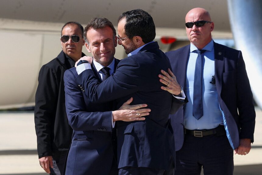 Macron anuncia una «misión defensiva» internacional para abrir el estrecho de Ormuz
