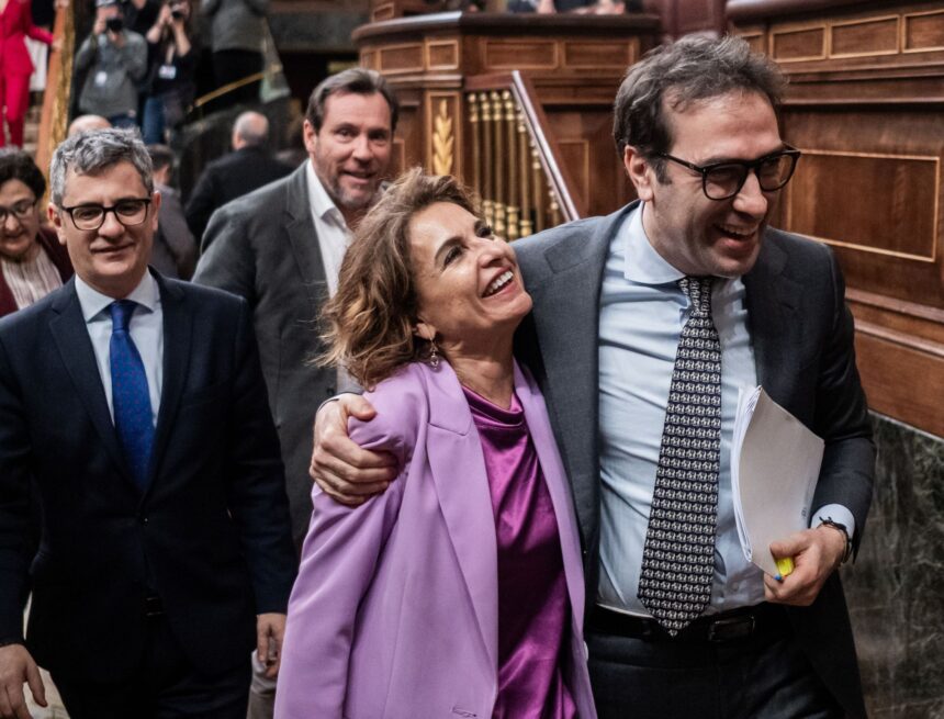 Sánchez nombra a Carlos Cuerpo vicepresidente primero y a Arcadi España ministro de Hacienda