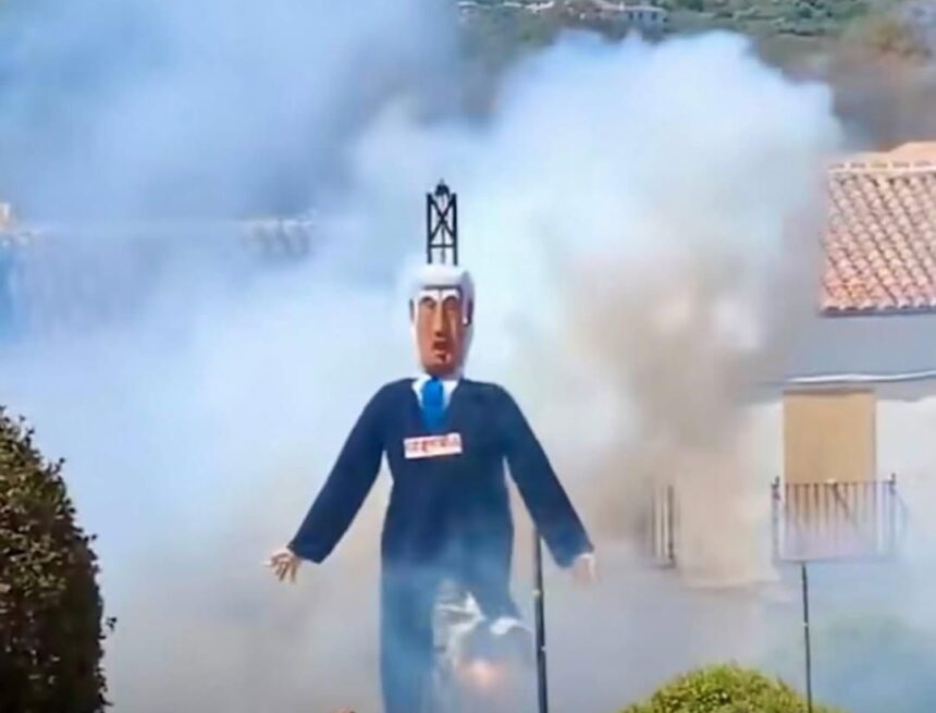 Israel ve antisemitismo en la quema de un muñeco de Netanyahu en una fiesta de El Burgo