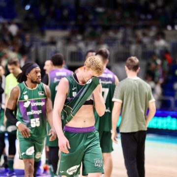 Unicaja-Valencia: Con Montero es trampa (89-96) Unicaja-Valencia: Con Montero es trampa (89-96)