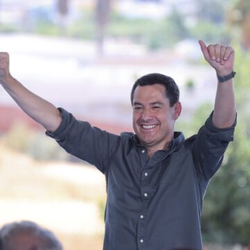 Juanma Moreno elige a su guardia pretoriana de consejeros para acompañarlo en la lista de Málaga