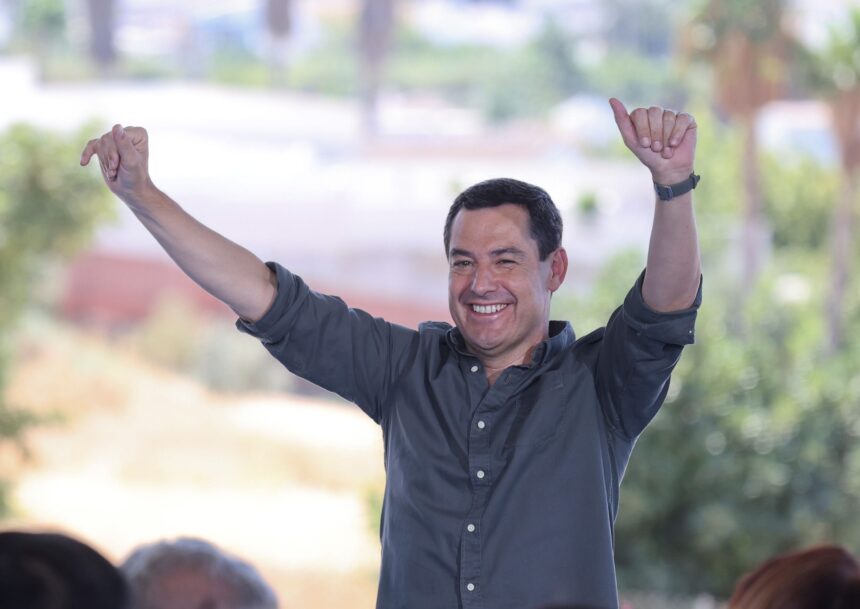 Juanma Moreno elige a su guardia pretoriana de consejeros para acompañarlo en la lista de Málaga
