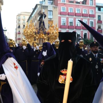 Miércoles Santo en Málaga, en directo: siete cofradías recorren la ciudad