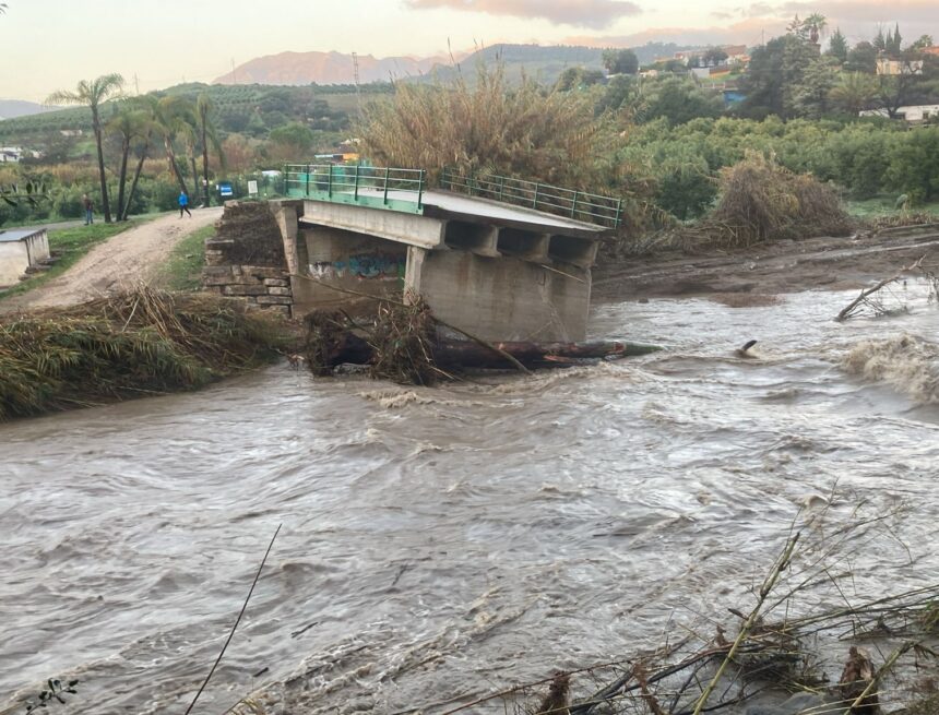 La Junta aprueba la emergencia de arreglar 200 caminos rurales por 10 millones en Málaga afectados por la borrasca