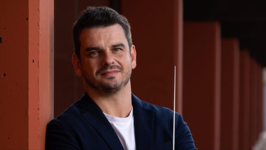 Muere a los 43 años el director de orquesta malagueño Víctor Eloy López, figura clave de la nueva dirección española