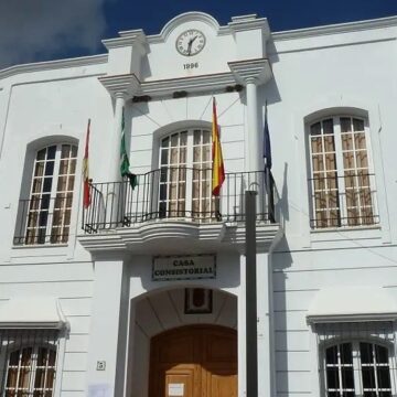 Detienen a la concejala de Cultura de Moclinejo, que renuncia a su acta en el Ayuntamiento por «motivos personales»