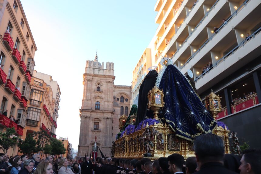 Horarios e itinerarios de las procesiones del Viernes Santo de Málaga | Semana Santa 2026