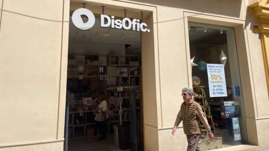 DisOfic cerrará tras más de 60 años en Málaga: ‘‘Solución no hay, la deuda es bastante grande’’