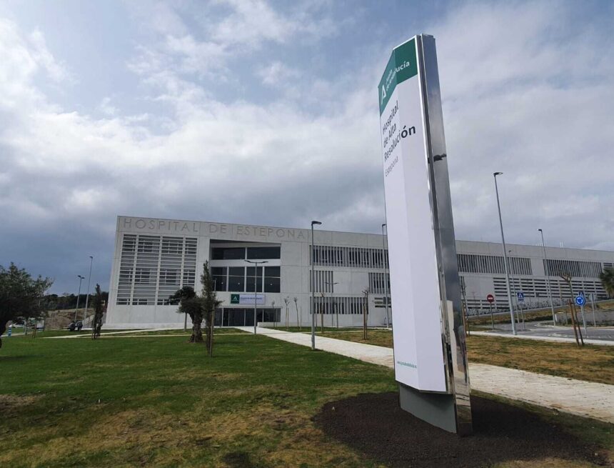 Nueva concentración el 30 de abril para pedir la apertura íntegra del hospital de Estepona Nueva concentración el 30 de abril para pedir la apertura íntegra del hospital de Estepona
