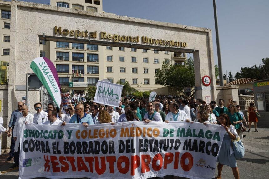 Huelga de médicos en Málaga a partir de este 27 de abril: estos son los servicios mínimos