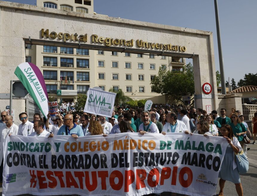 Huelga de médicos en Málaga a partir de este 27 de abril: estos son los servicios mínimos Huelga de médicos en Málaga a partir de este 27 de abril: estos son los servicios mínimos