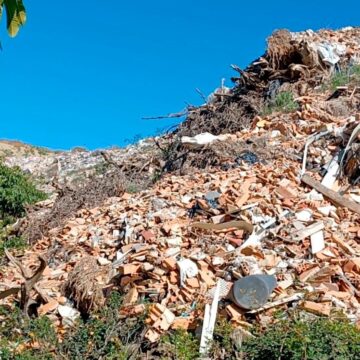 Quince investigados por arrojar 167.000 toneladas de residuos de obra en Málaga
