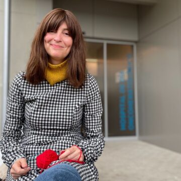 Ovillo y lana frente a la quimioterapia: la respuesta al cáncer de Inma Molina
