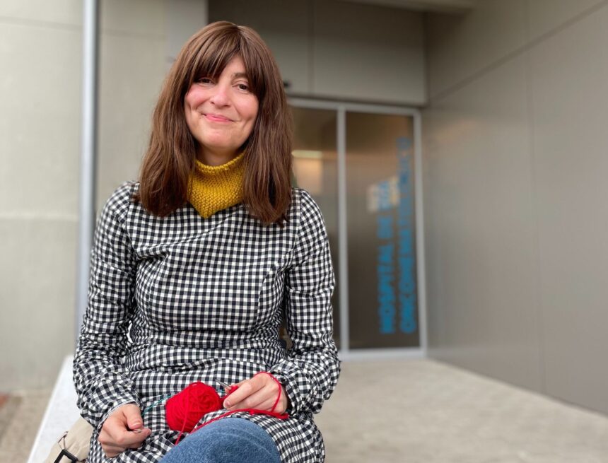 Ovillo y lana frente a la quimioterapia: la respuesta al cáncer de Inma Molina