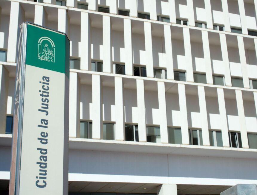 Tres años de prisión a una mujer por apuñalar a otra en Benalmádena