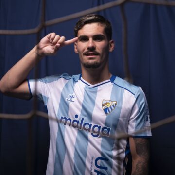 El Málaga CF da un pelotazo y blinda a Chupete hasta 2029