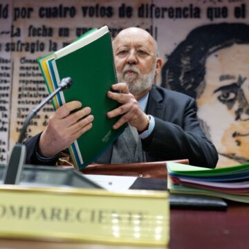 Un Tezanos Ali Expres