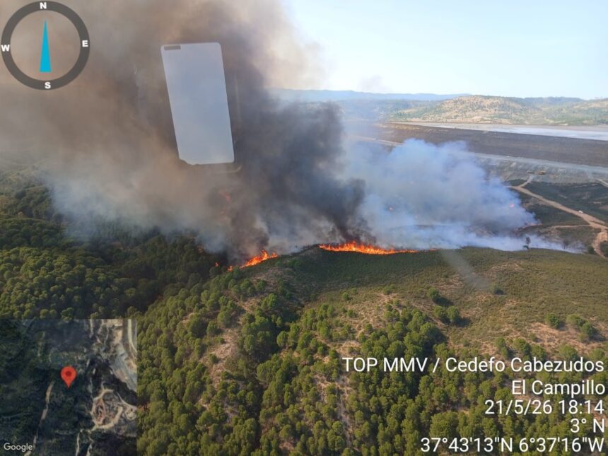 Los desalojados de Canillas de Aceituno regresan a sus casas tras estabilizarse el incendio