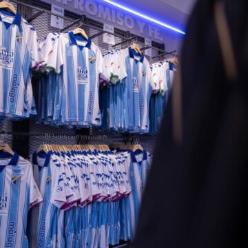 La nueva camiseta 2026/2027 recupera ‘Sabor a Málaga’ como publicidad principal