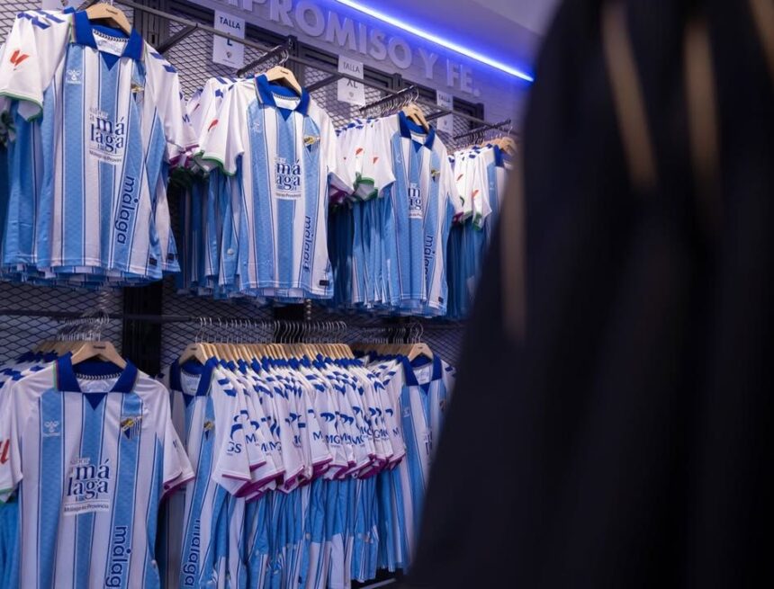 La nueva camiseta 2026/2027 recupera ‘Sabor a Málaga’ como publicidad principal