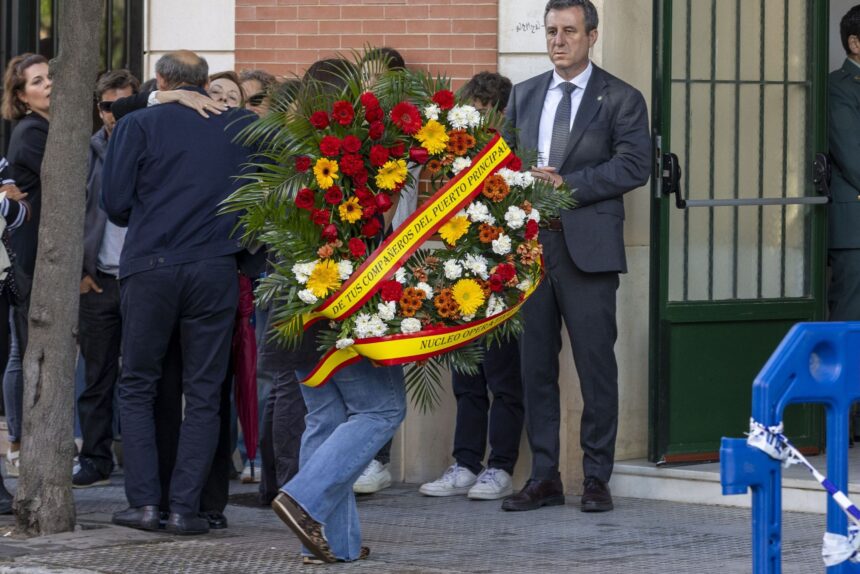 Huelva da su último adiós a los dos guardias civiles muertos en una persecución antidroga