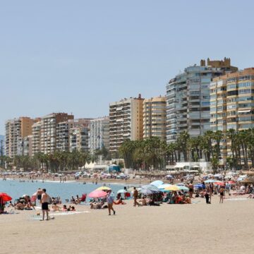 Ronda, Vélez y Fuente de Piedra anticipan el verano y rozan los 30 grados