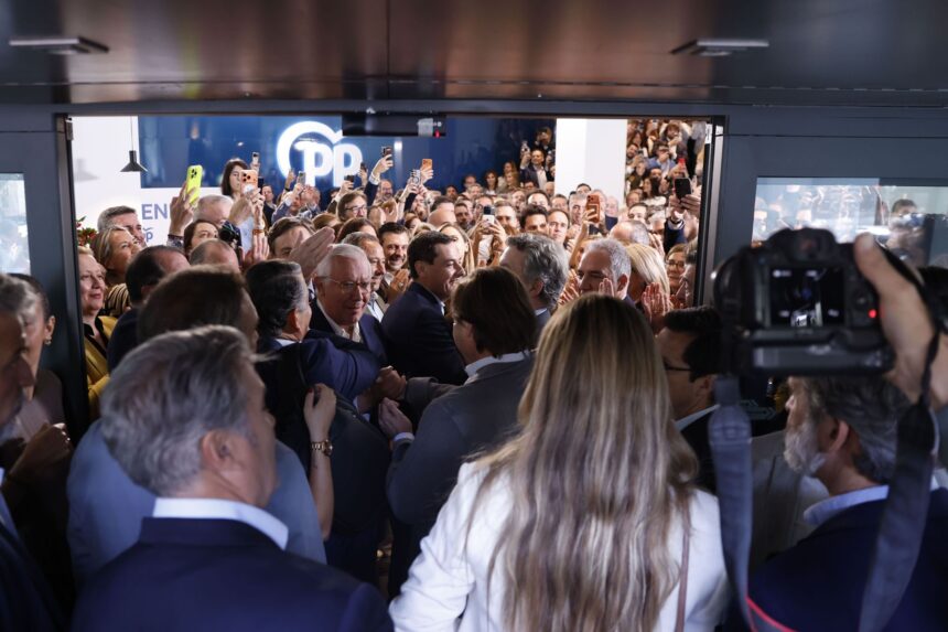 Juanma Moreno mueve ficha y anuncia que quiere gobernar en solitario