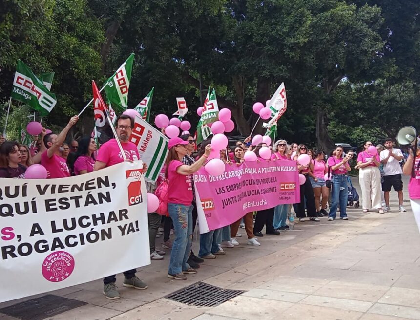 Técnicos de Integración Social vuelven a la huelga en Málaga: «No es vocación, es explotación»
