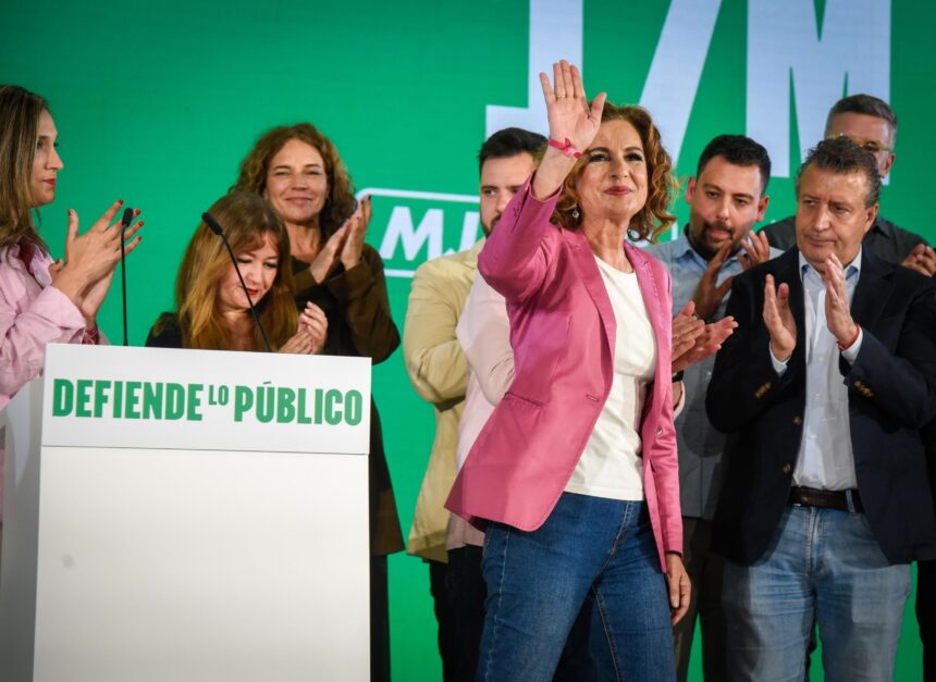Montero empeora el suelo del PSOE de 2022 al perder dos diputados y situarlo en 28: «No son buenos resultados»