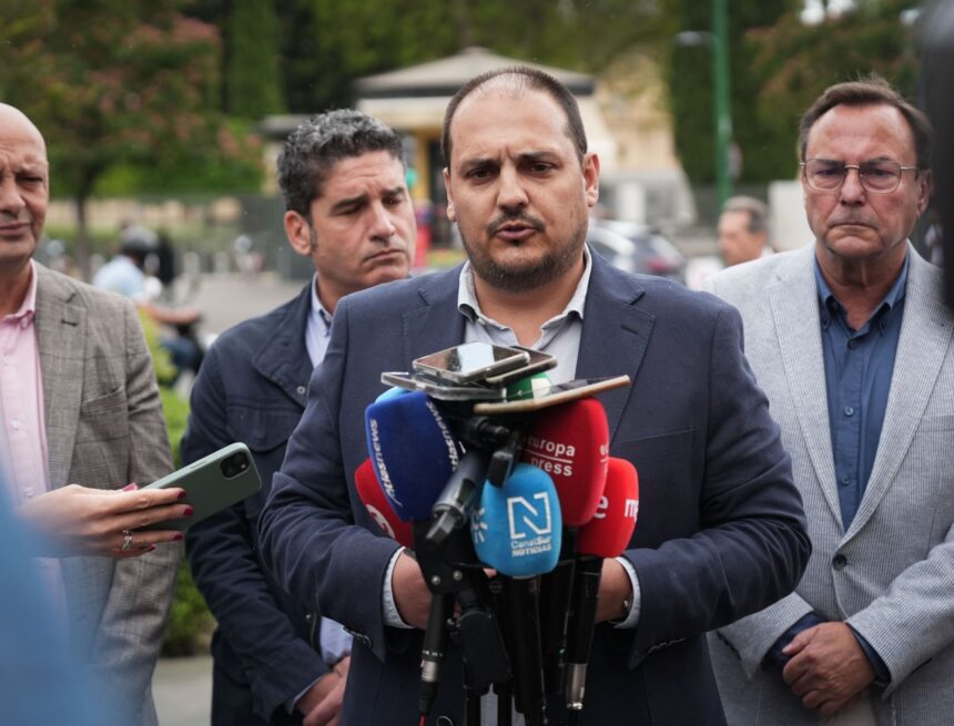 El alcalde de Adamuz acusa a Juanma Moreno de utilizar el accidente «por cuatro votos»