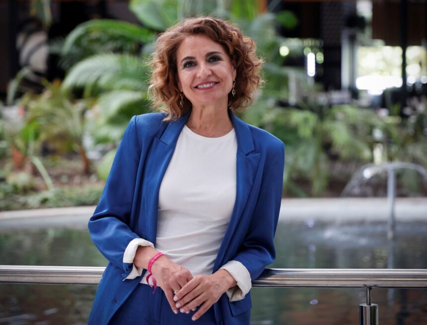 María Jesús Montero: «Moreno Bonilla pide un voto de estabilidad y es de resignación»